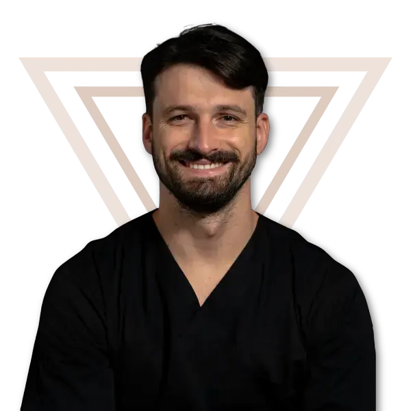 Dr. Daniel Bumbu, medic specialist în protetică dentară
